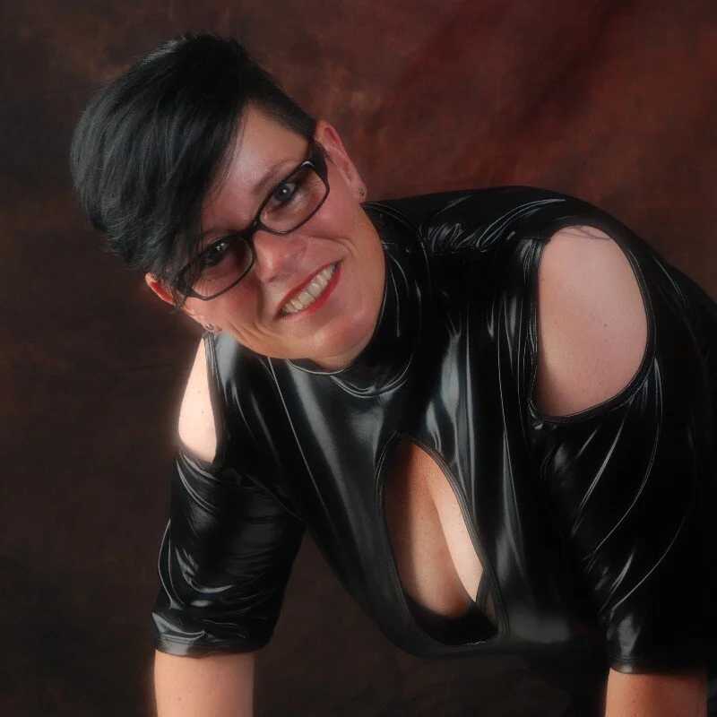 ninarandmann — FansOnlyX creator profile
