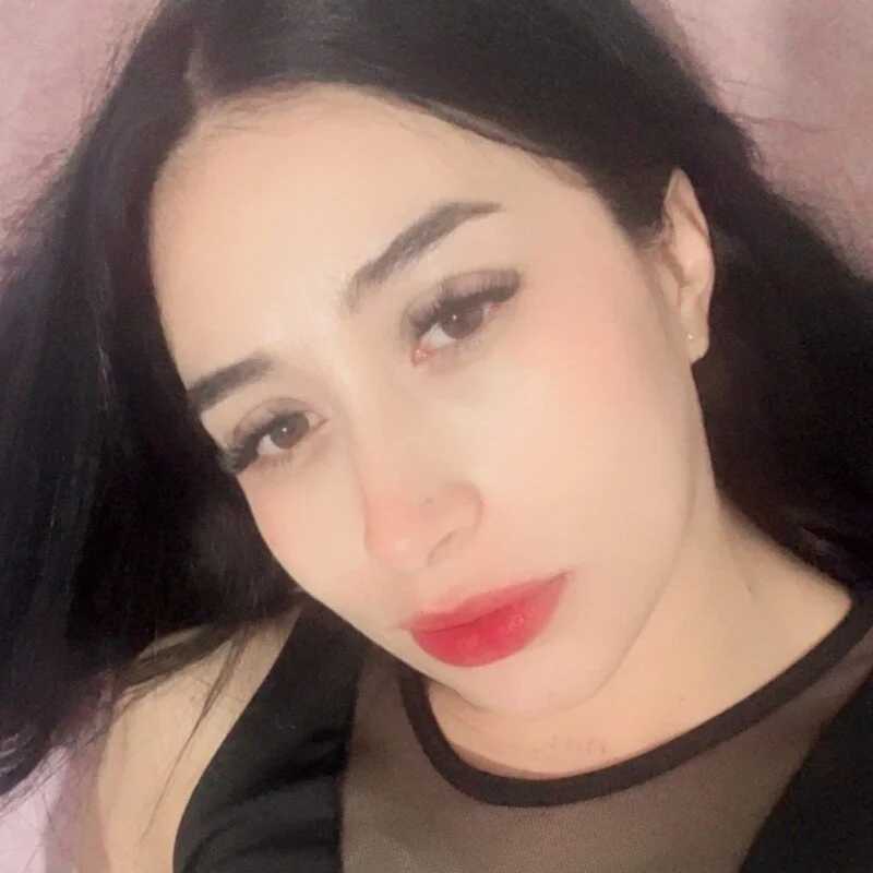 valeria2hot — FansOnlyX creator profile