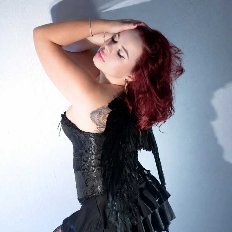 alexis_bess — FansOnlyX creator profile