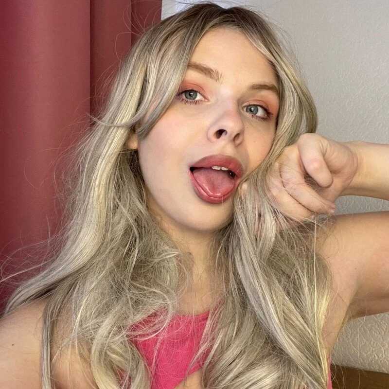 babylilly00 — FansOnlyX creator profile