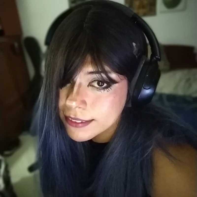 LourenTzinatzin — FansOnlyX creator profile