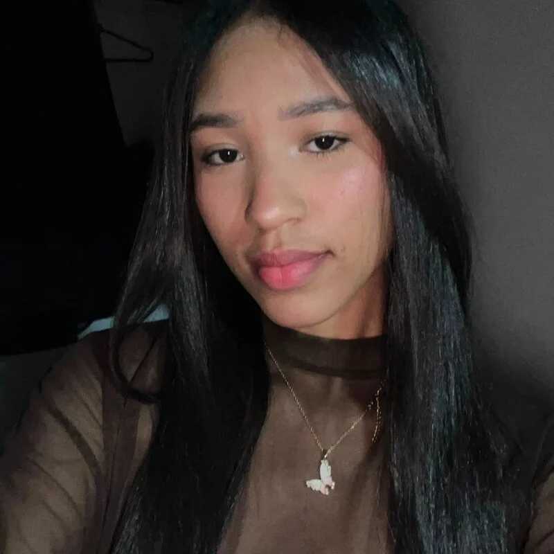 scarlet_rose2 — FansOnlyX creator profile