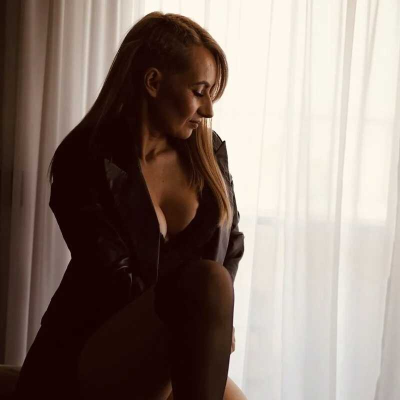 AdellynRose — FansOnlyX creator profile