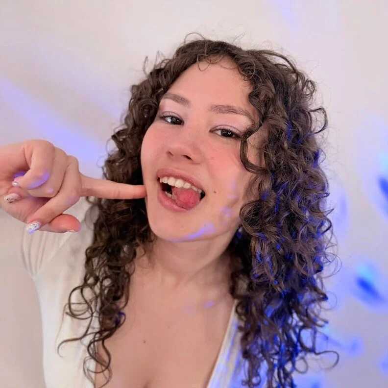 Curlixxo — FansOnlyX creator profile