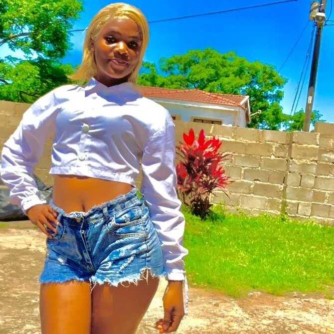 TheRealLadyAmina — FansOnlyX creator profile