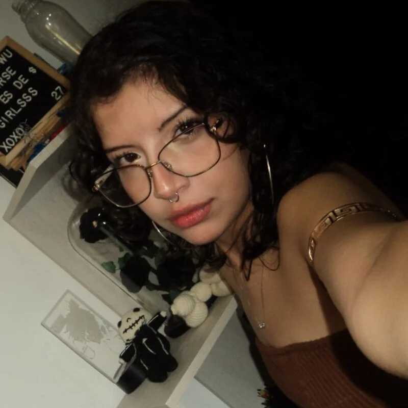 BiiHoney — FansOnlyX creator profile