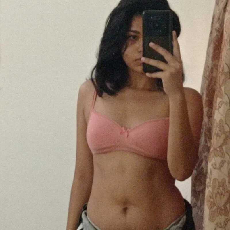 SEDUCTIVE_GIRL25 — FansOnlyX creator profile
