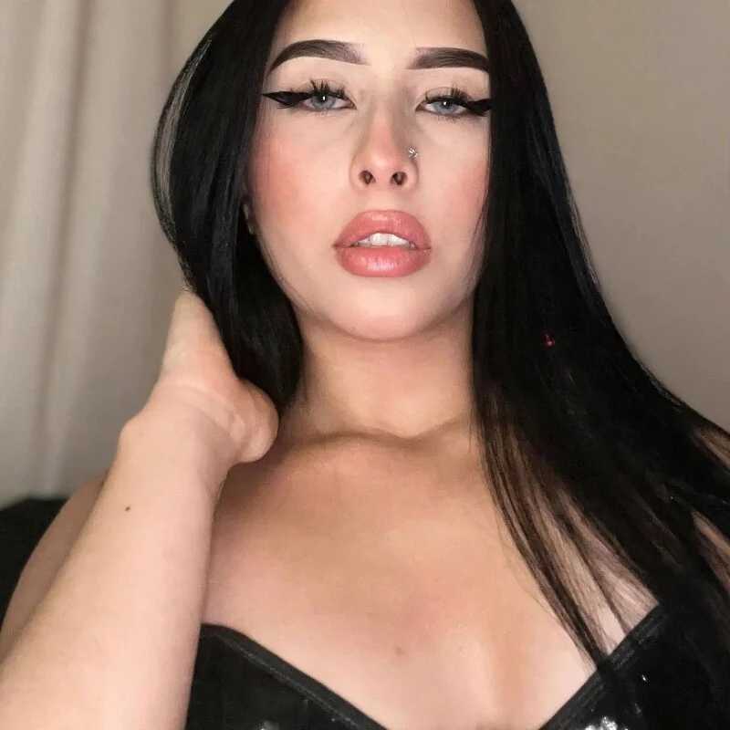 kymberly_18 — FansOnlyX creator profile
