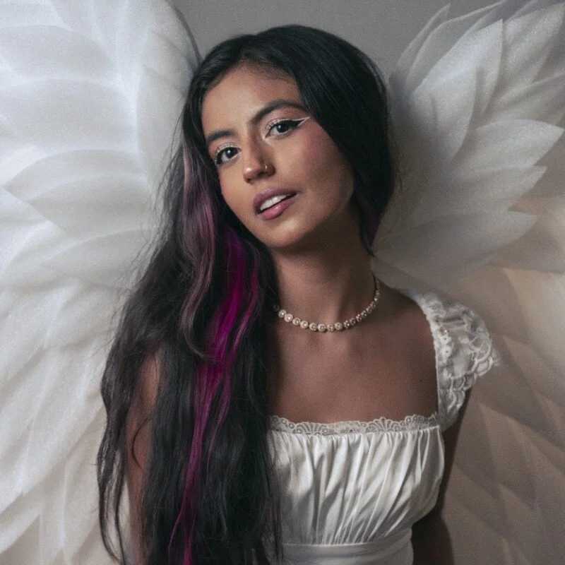 emily_bank — FansOnlyX creator profile