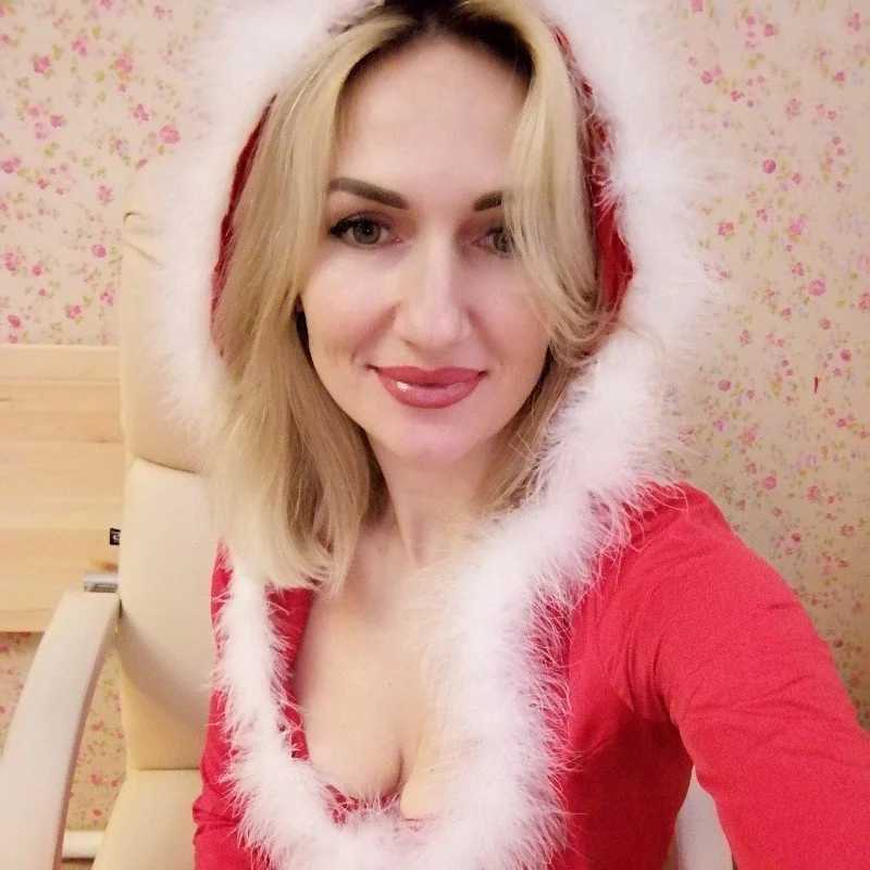 Mallinia — FansOnlyX creator profile
