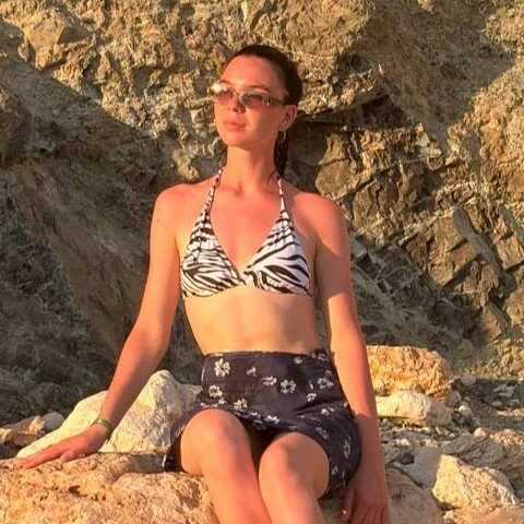 DionnaMarzocchi — FansOnlyX creator profile