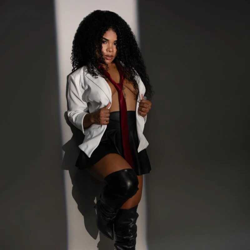 NahiaraReina — FansOnlyX creator profile