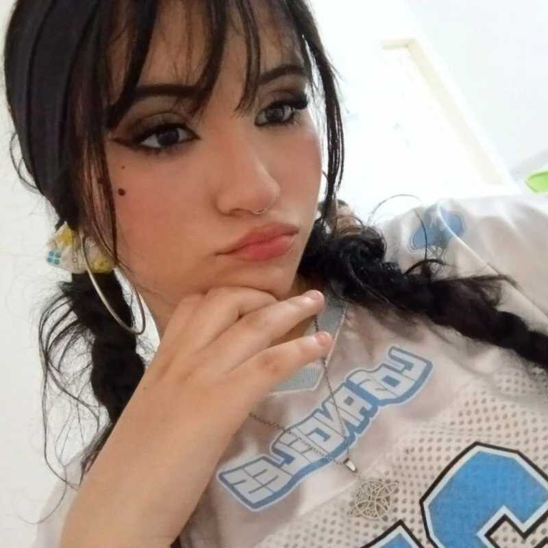 astrid_ferrani — FansOnlyX creator profile