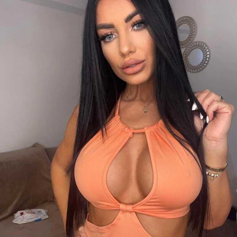 layla_jayy — FansOnlyX creator profile