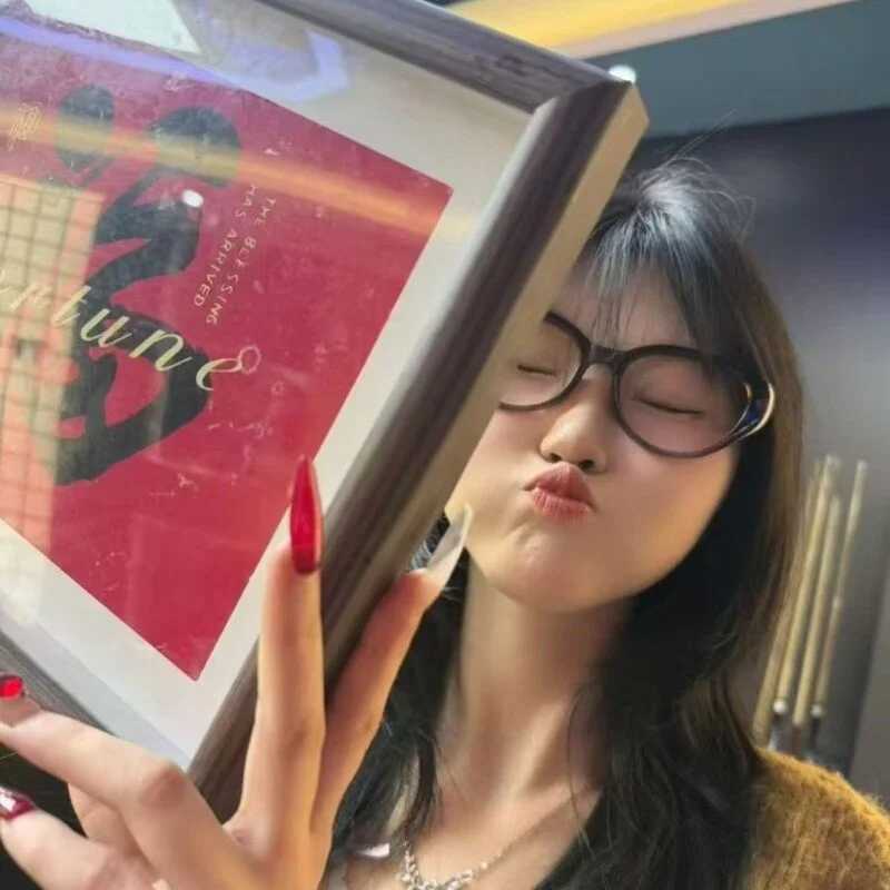 Rocket-Girl — FansOnlyX creator profile