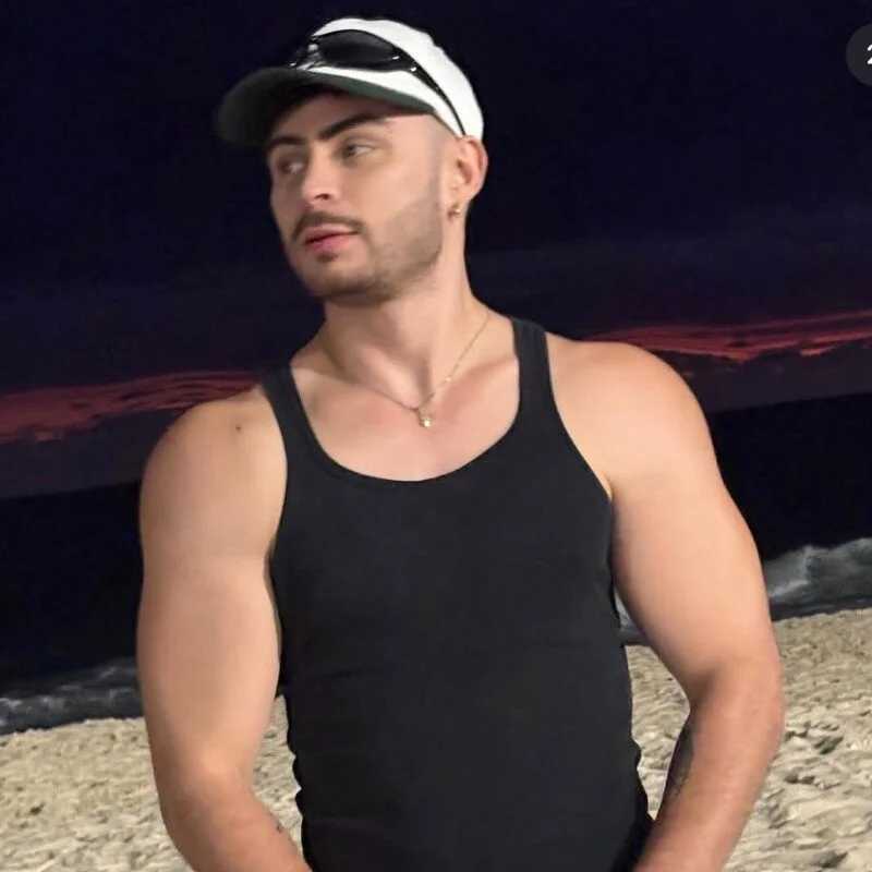 AndresMade4U_ — FansOnlyX creator profile