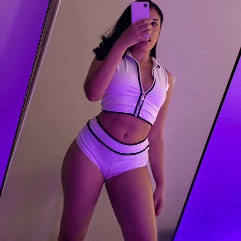 JuliaMyst — FansOnlyX creator profile