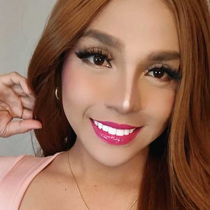 liaa_lurrecams — FansOnlyX creator profile