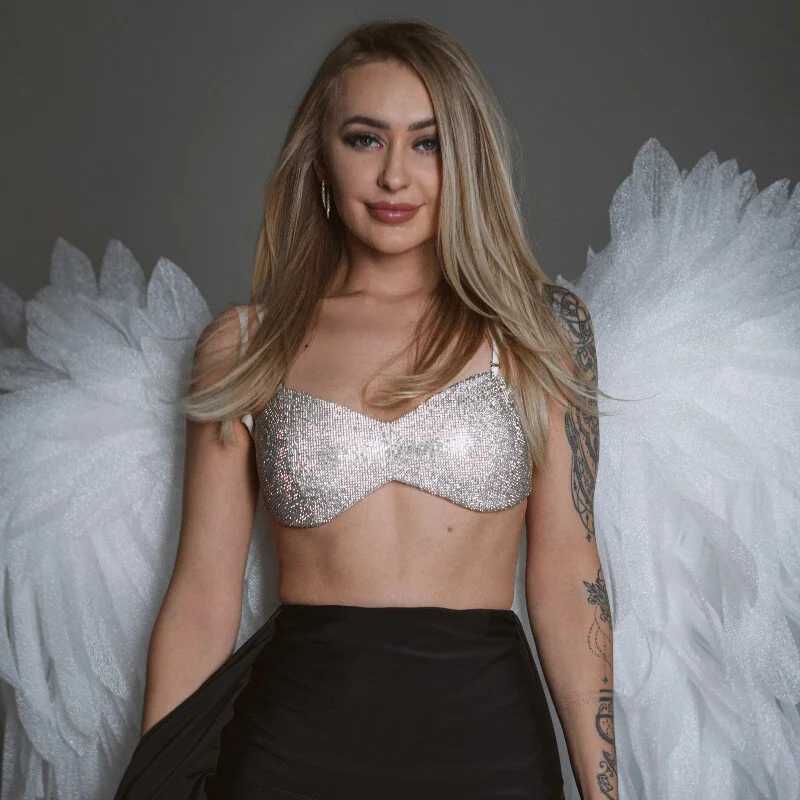 GraceCandy — FansOnlyX creator profile