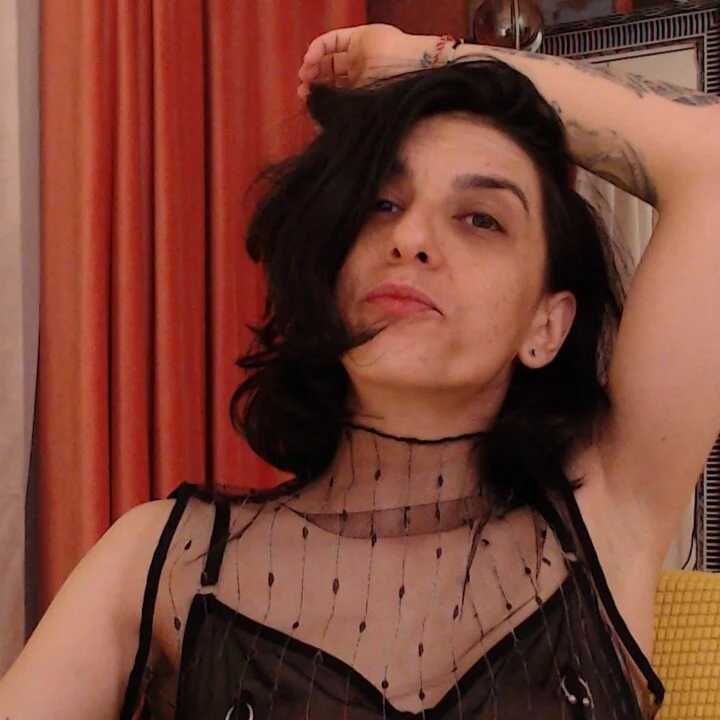 RedFlagXXX — FansOnlyX creator profile