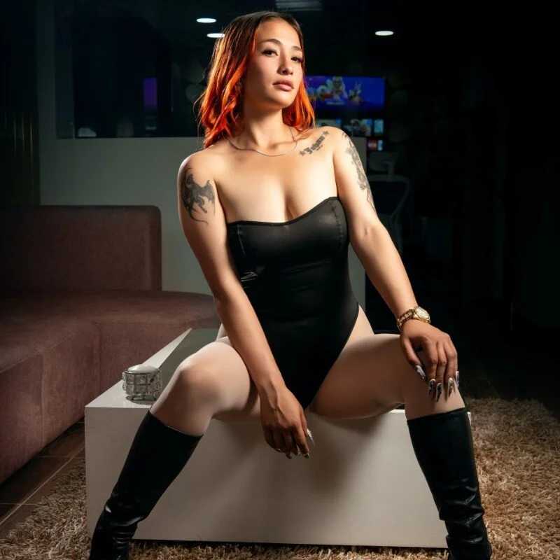 ZoeTaylorl — FansOnlyX creator profile