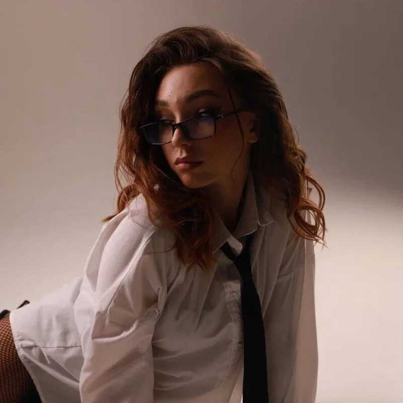 Emilia_mala — FansOnlyX creator profile