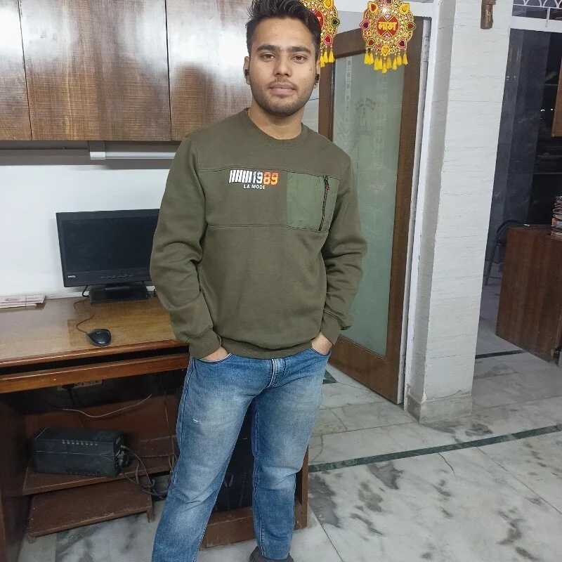 Sharmaji2222 — FansOnlyX creator profile