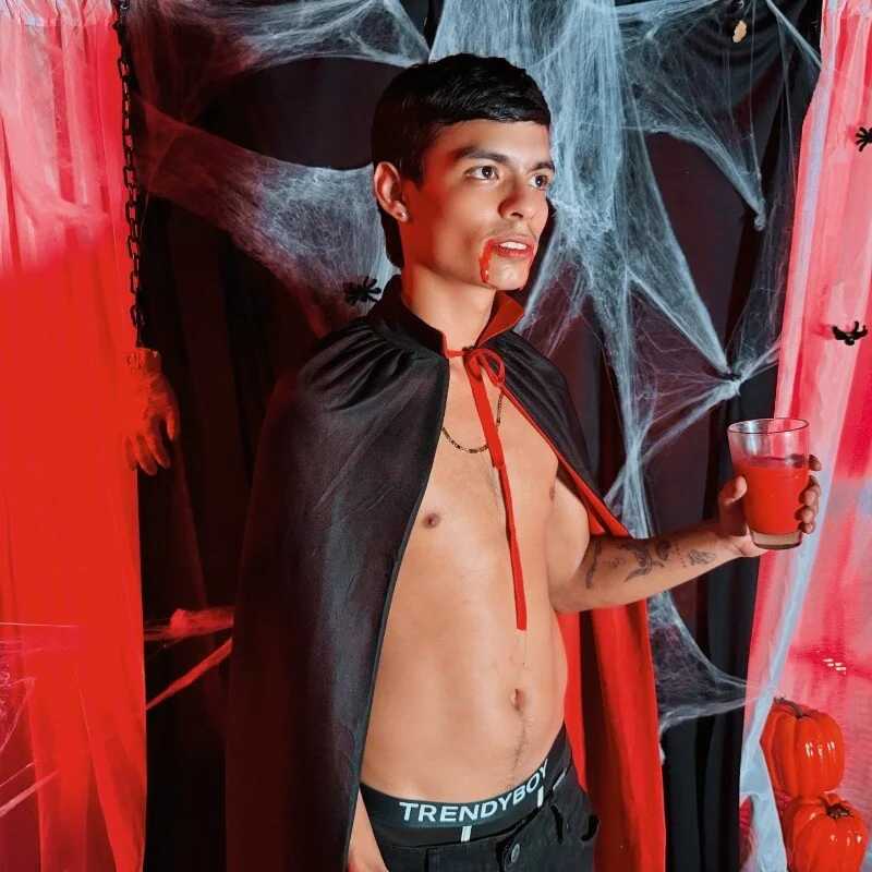 Dayron_leee — FansOnlyX creator profile