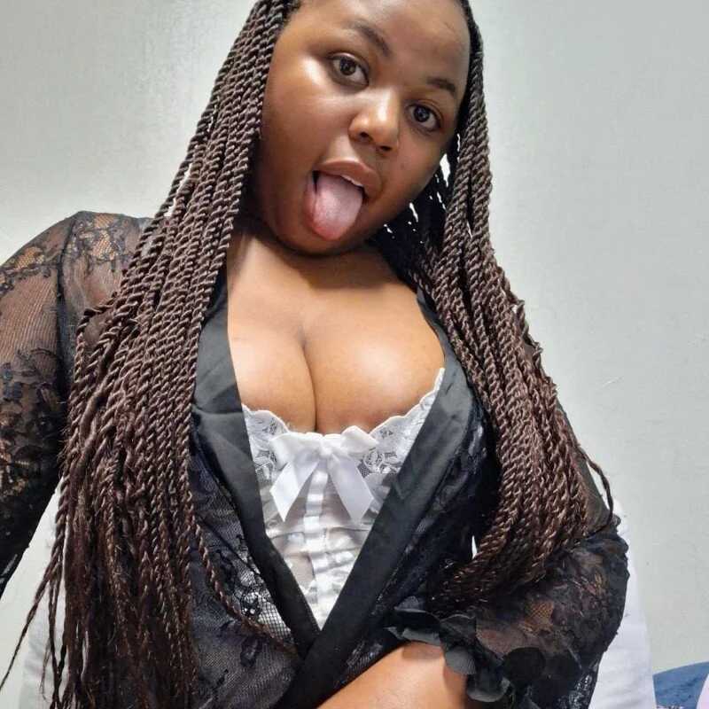 HotSmallTits — FansOnlyX creator profile