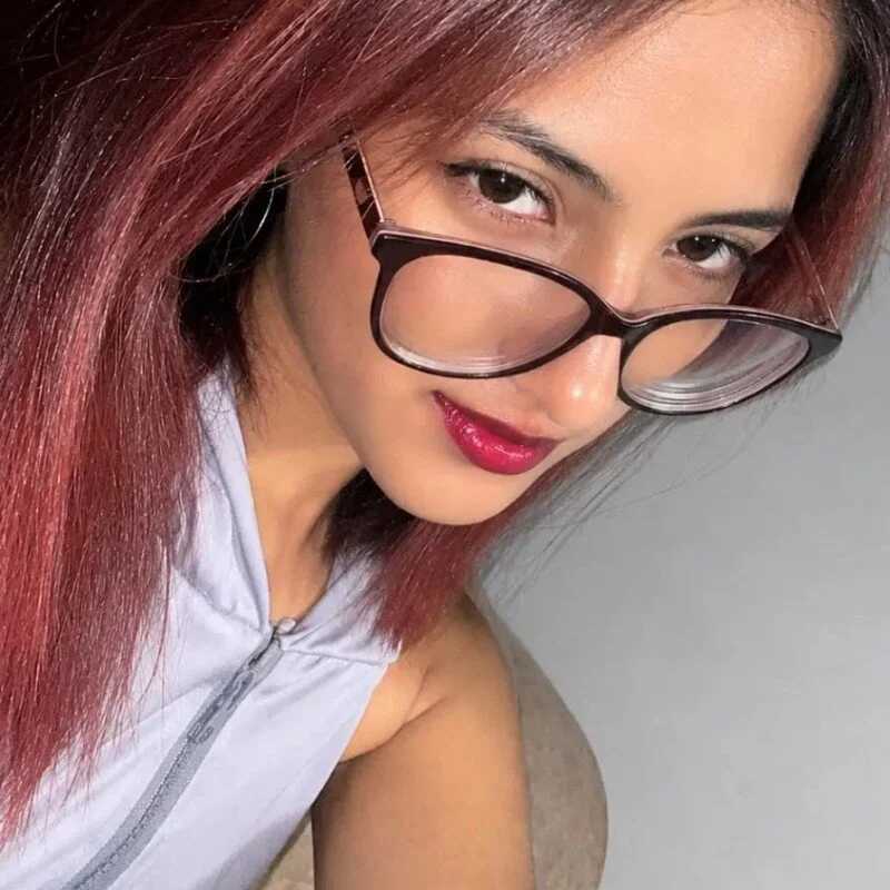 AlishOward35 — FansOnlyX creator profile