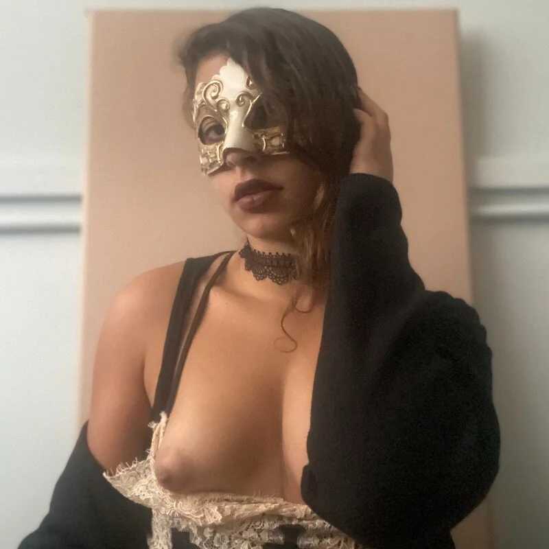 mistress-obsidian — FansOnlyX creator profile