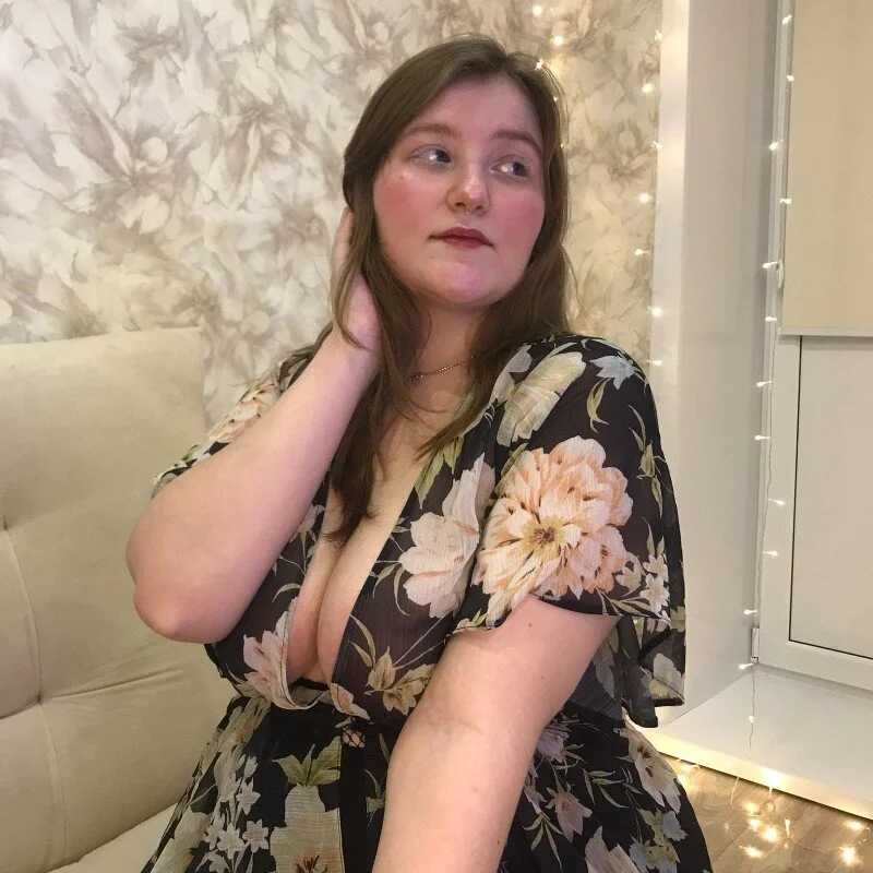 avorylas — FansOnlyX creator profile