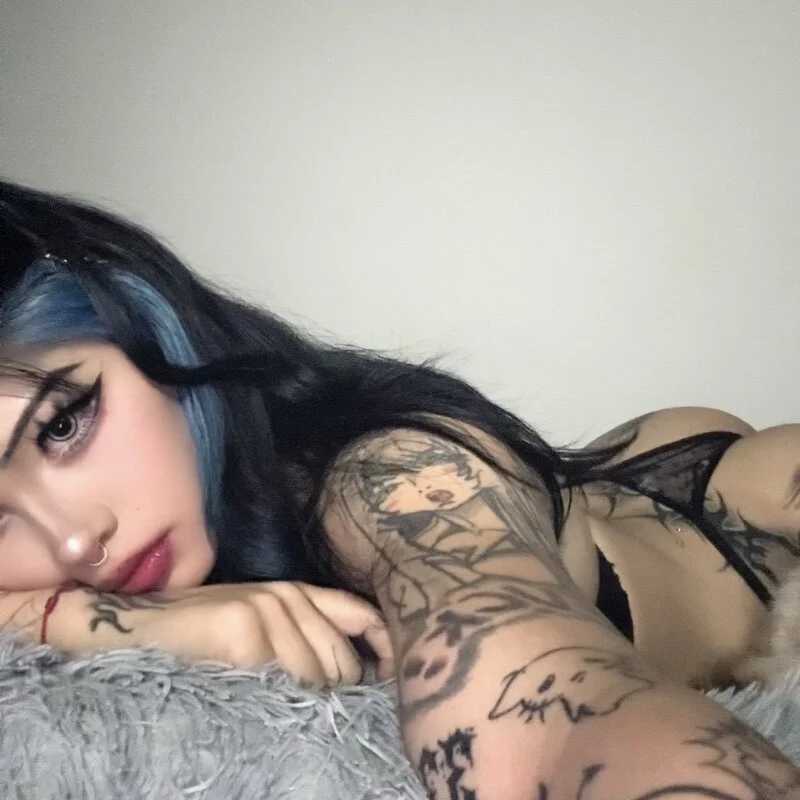 Deadly_Doll — FansOnlyX creator profile