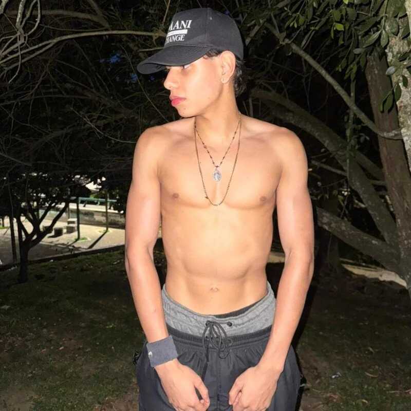 Lenny_knox2 — FansOnlyX creator profile
