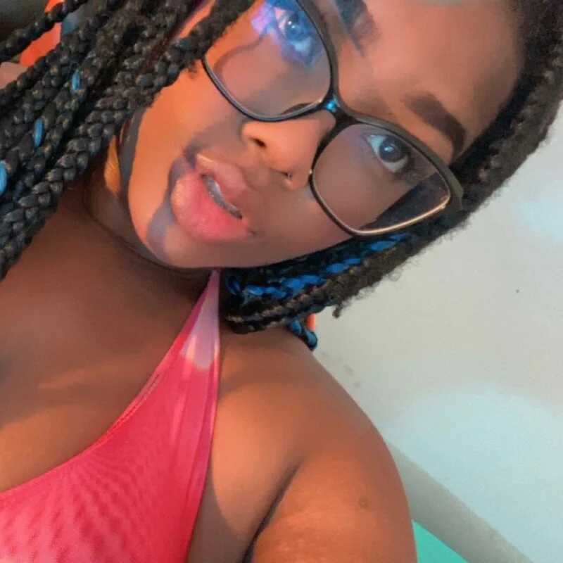 Stacyhunterxxx — FansOnlyX creator profile