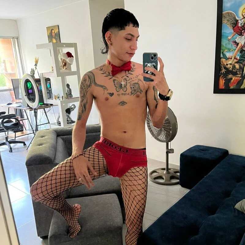 Jhoan_Bigcock99 — FansOnlyX creator profile