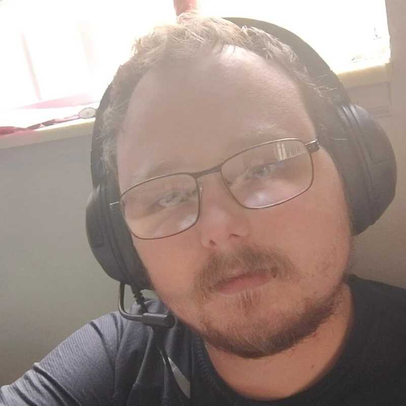 BradyFurness — FansOnlyX creator profile