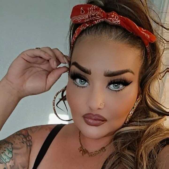 Ms_Dangerous_Curves — FansOnlyX creator profile