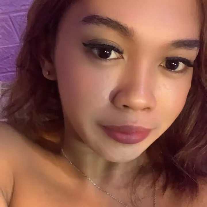 naomi_scarlet — FansOnlyX creator profile