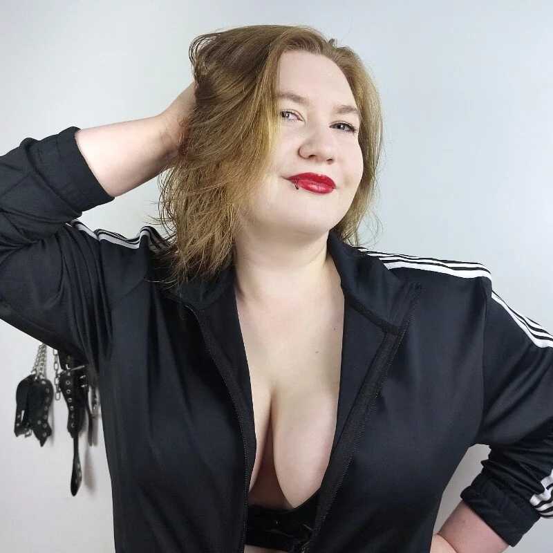 NikkiTease — FansOnlyX creator profile