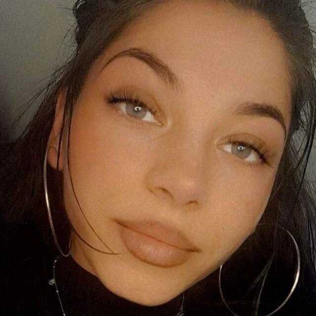 AntoniaHottie — FansOnlyX creator profile