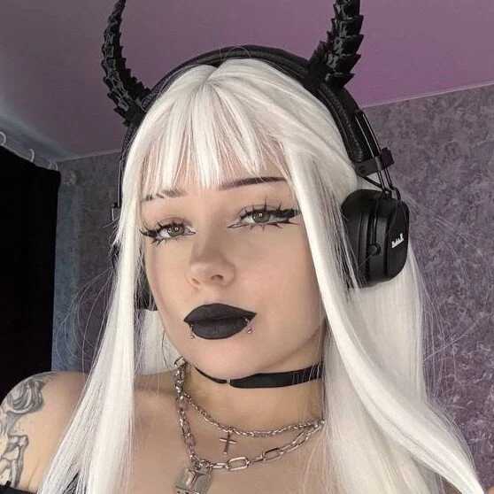 meowceline — FansOnlyX creator profile