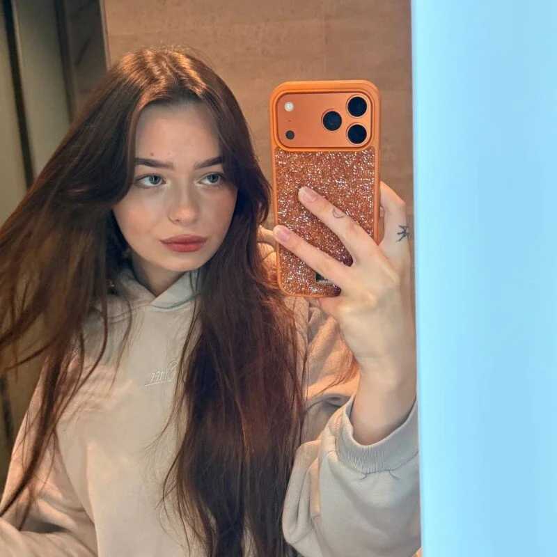 ViolaFoxy — FansOnlyX creator profile