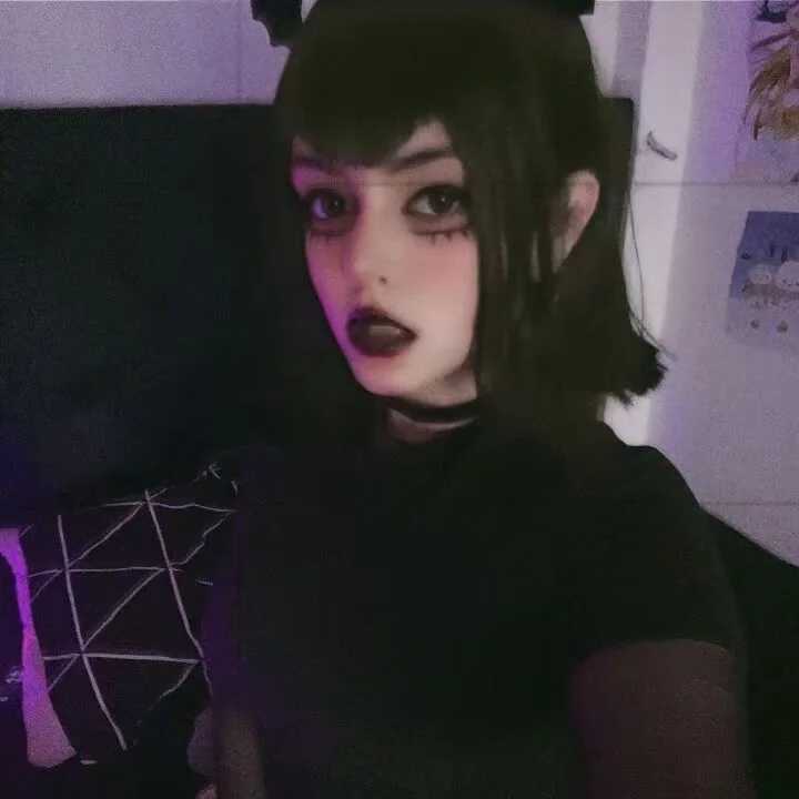 raven444gothgirl — FansOnlyX creator profile