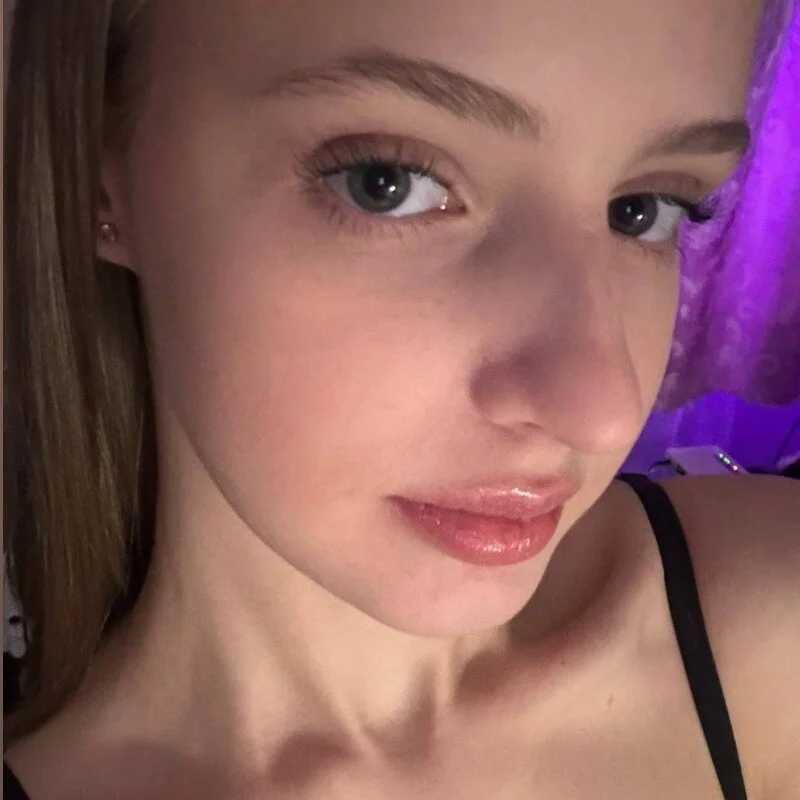 FayeLivingston — FansOnlyX creator profile
