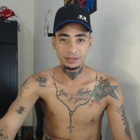 emiliano_hottt — FansOnlyX creator profile
