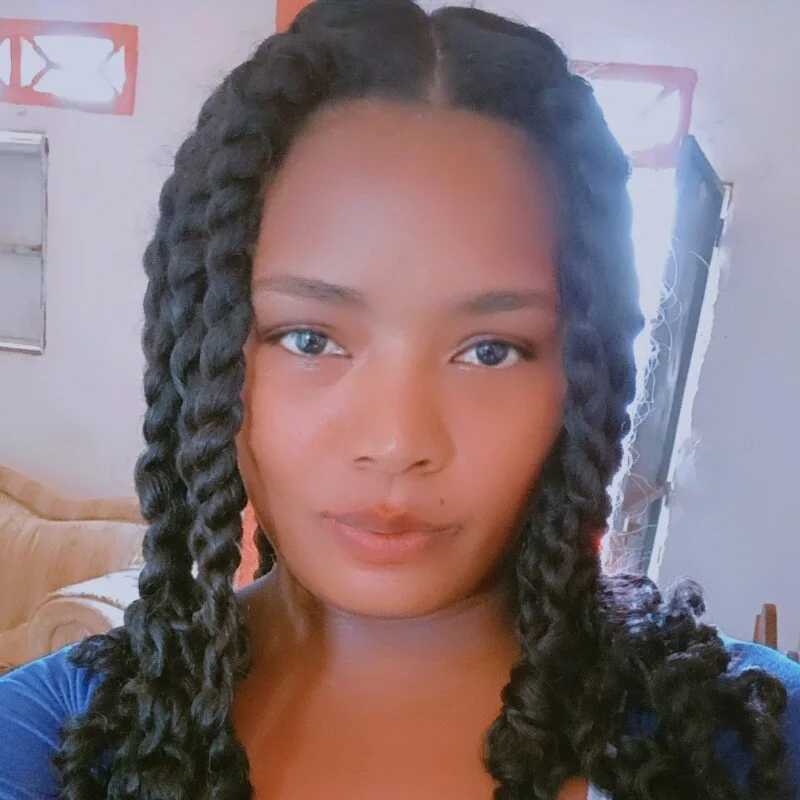 XXX_ANGELA — FansOnlyX creator profile
