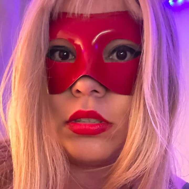 becksbeca — FansOnlyX creator profile