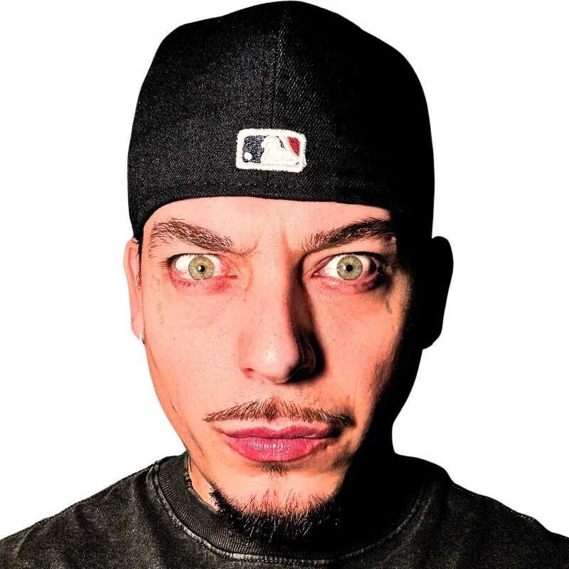 Yanoficial — FansOnlyX creator profile