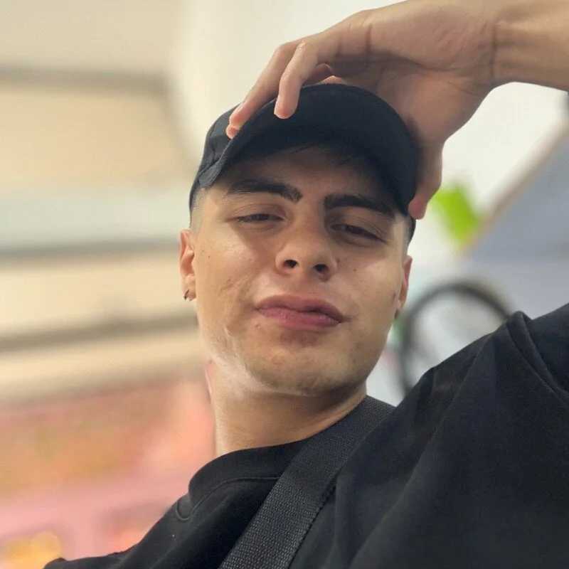 Stiven_CL — FansOnlyX creator profile